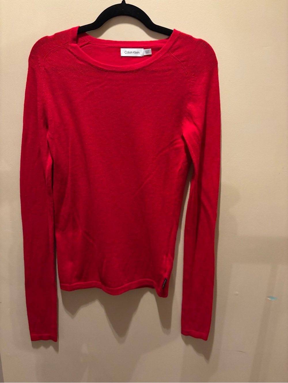 Calvin Klein Women's Bright Red Long Sleeve Crewneck Sweater